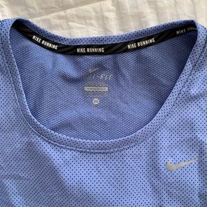Nike running top